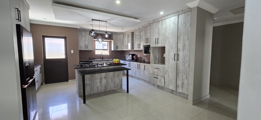 4 Bedroom Property for Sale in Waterkloof North West